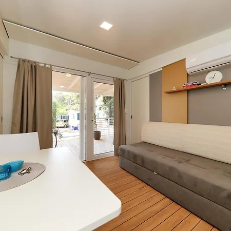 Mobile House Mia Kemping